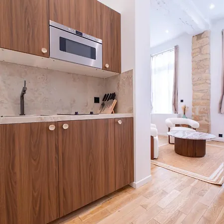 Cia - Chic Flat In Marais With Ac Apartmán